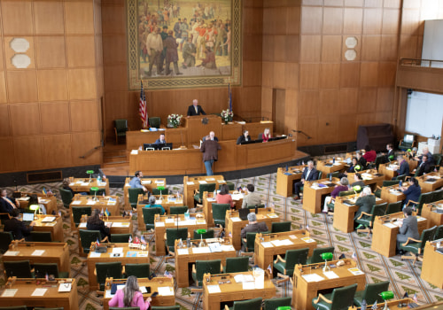 Navigating the Complex Relationship Between State and Federal Politics in Western Oregon